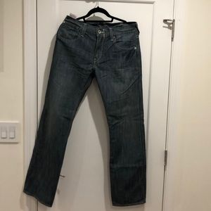 Levi’s 5’11” skinny jeans